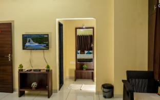 the shrine hotel omkareshwar madhya pradesh