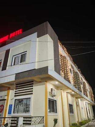 the shrine hotel omkareshwar madhya pradesh