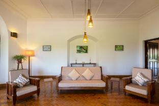 ama stays and trails pollibetta bungalow coorg