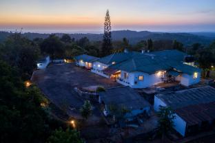 ama stays and trails pollibetta bungalow coorg