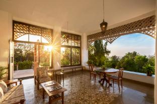 ama stays and trails pollibetta bungalow coorg