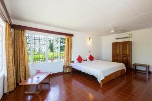 ama stays and trails pollibetta bungalow coorg