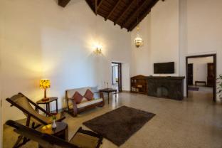 ama stays and trails pollibetta bungalow coorg