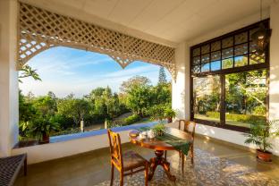 ama stays and trails pollibetta bungalow coorg
