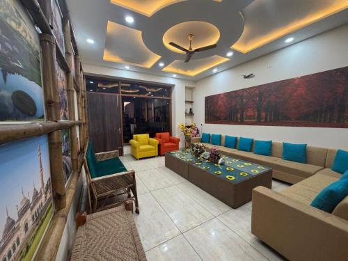 Pearl Green's,,4 star