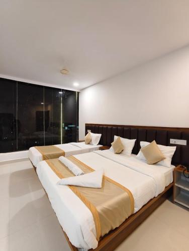 hotel vamshi grand