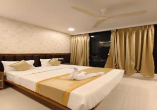 hotel vamshi grand