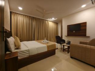 hotel vamshi grand