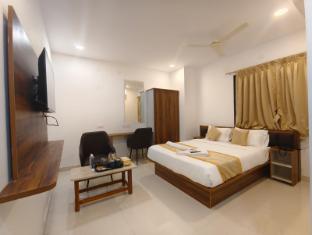 hotel vamshi grand