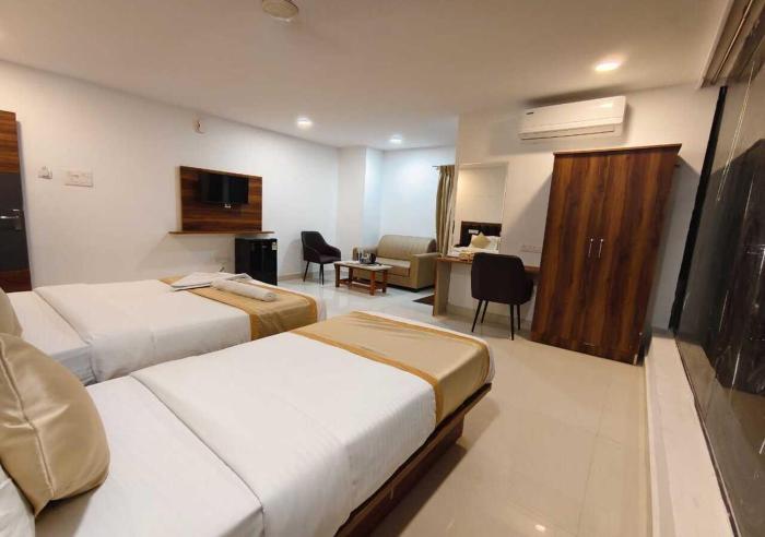 hotel vamshi grand