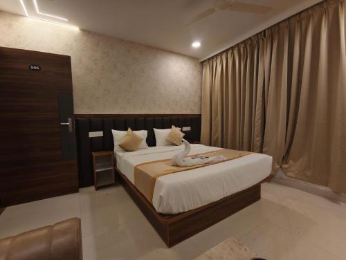 hotel vamshi grand