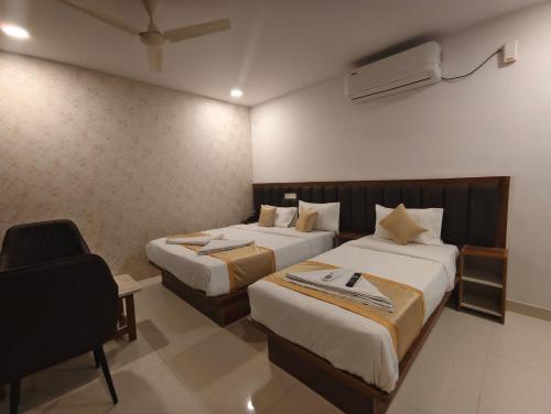 hotel vamshi grand