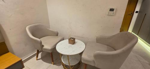 shatakshi residency omaxe hazratganj