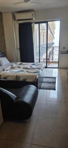 shatakshi residency omaxe hazratganj
