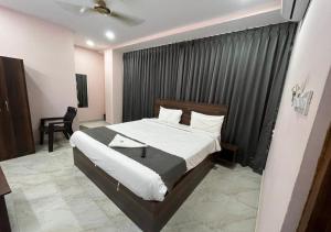 hotel varahi inn