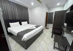 hotel varahi inn