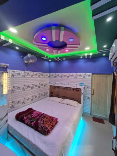 new suvam lodge and hotel
