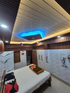 New Suvam Lodge & Hotel,,5 star