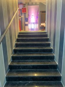 kh residency and lodging