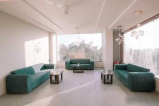 Hotel Shanti Lodging Hingoli Maharashtra,,5 star