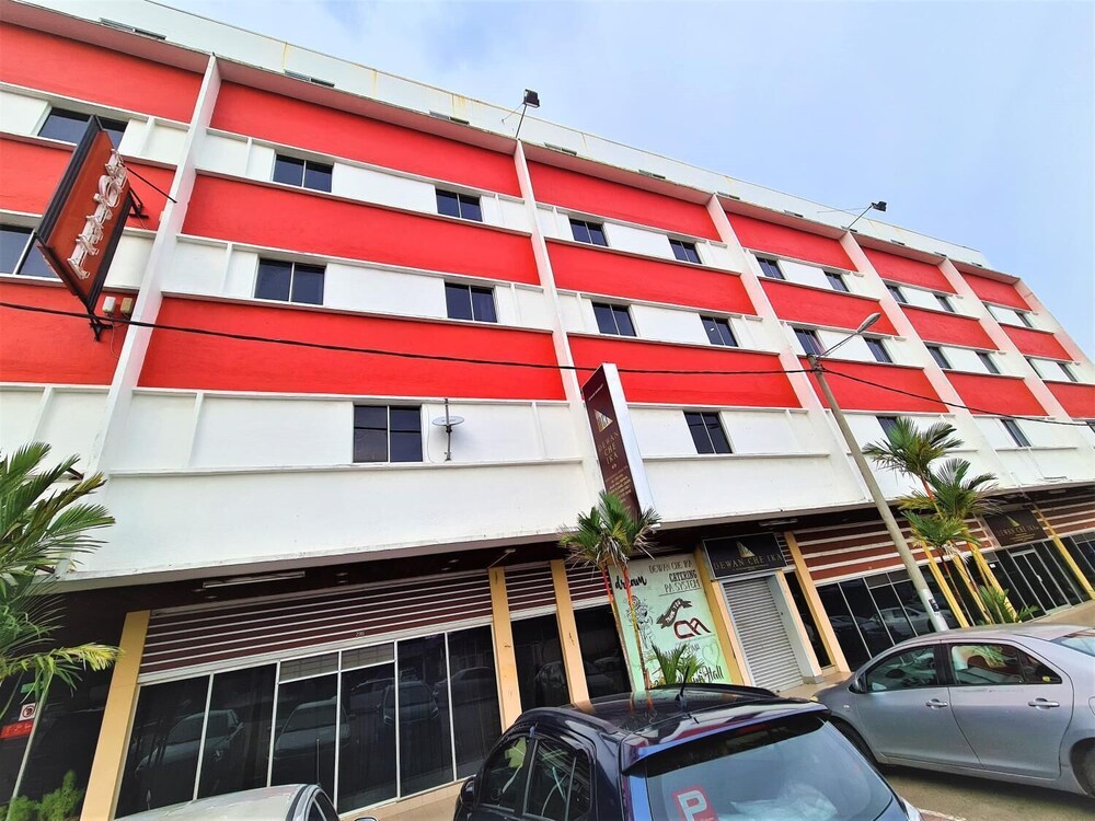 aniika inn