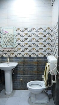 radha krishna guest house