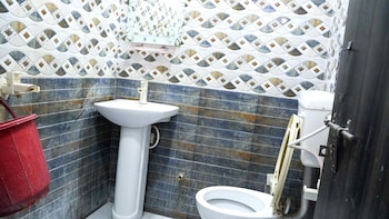 radha krishna guest house