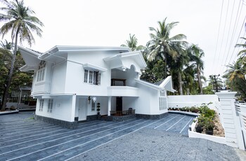 Bloom Fort Villa,,3 star