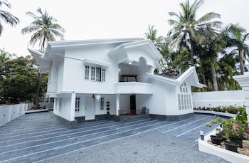 Bloom Fort Villa,,3 star