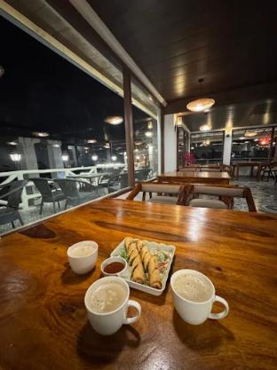 the mountain muse cafe bakery and stay manali