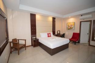 brevant pool club and resort