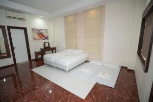 brevant pool club and resort