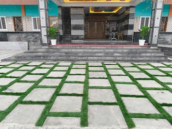 annamalaiyar mahal and residency