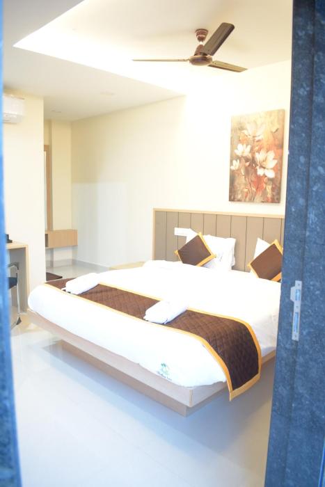 relax inn suites and rooms