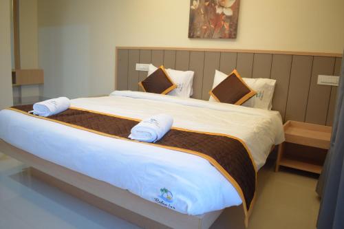 relax inn suites and rooms