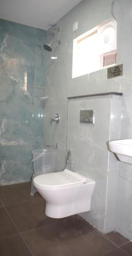 relax inn suites and rooms