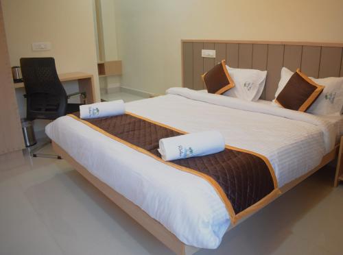 relax inn suites and rooms