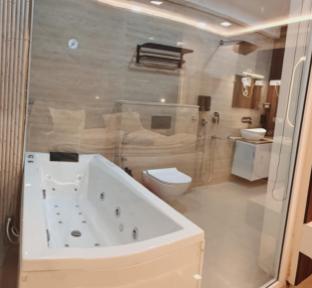 the aura hotel
