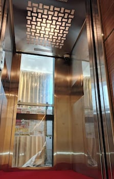 the aura hotel
