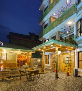 Triangle Retreat - Royal Habib Residency ,,5 star