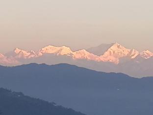 himalayan paradise grand retreat and dining