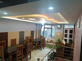 himalayan paradise grand retreat and dining
