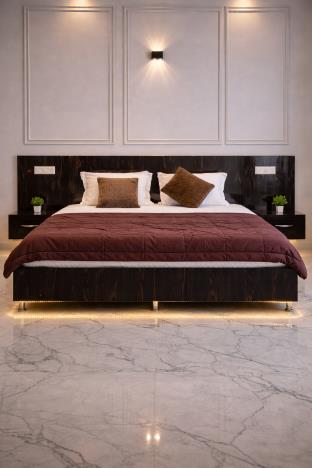 craviq studio hotels and resturants