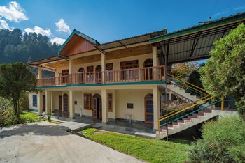 Forest Rest House Barot,,2 star