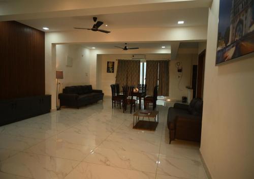 urban nest luxury suites