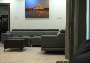 urban nest luxury suites