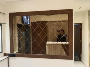 hotel grand palace inn