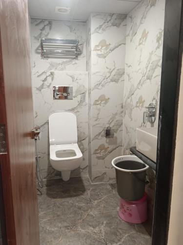 hotel grand palace inn