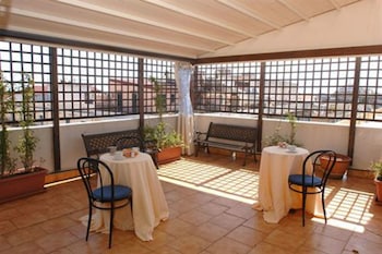 Hotel - Residence La Residenza,Near Church Of Santissima Annunziata Dei Catalani,4 star
