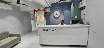 Hotel Hr Gold,,3 star